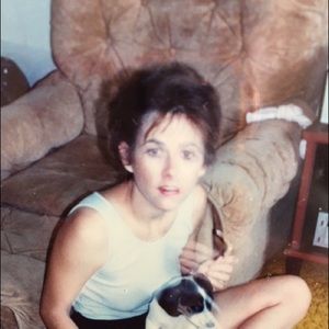 Meet your Posher, Laura